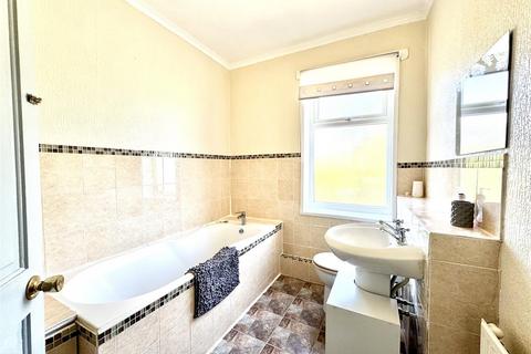 2 bedroom end of terrace house for sale, Churchfield Lane, Darton, Barnsley