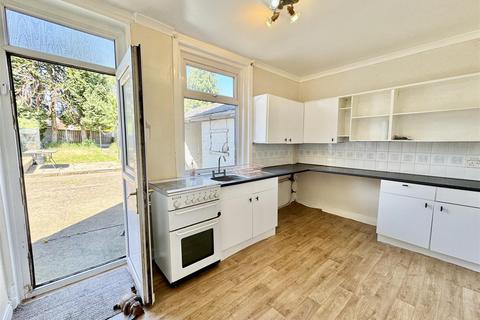 2 bedroom end of terrace house for sale, Churchfield Lane, Darton, Barnsley