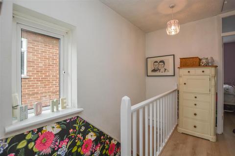 54 Boxmoor Road, Romford, RM5 2SJ