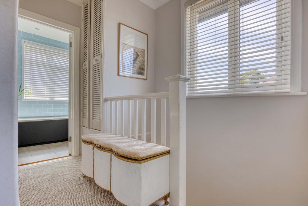 Ewemove Taunton - Pyrland Ave (16)