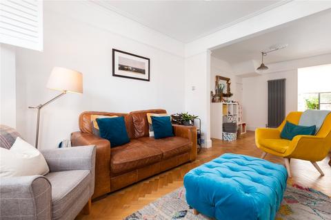 84 May Road, Twickenham, TW2 6RL