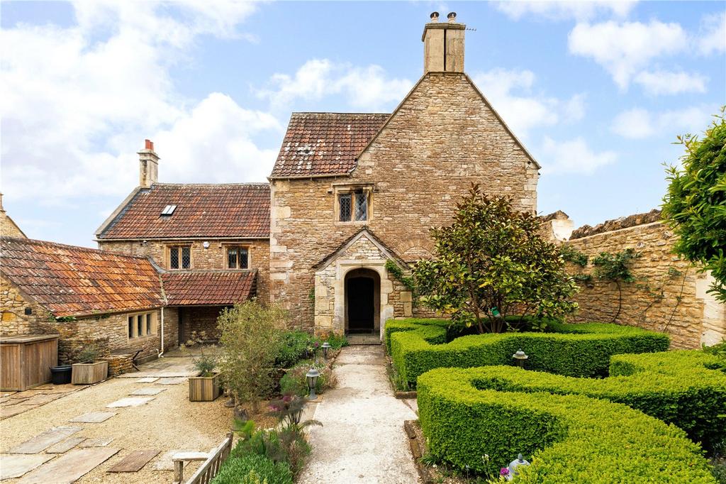 Rear Courtyard