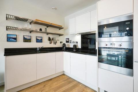 1 bedroom flat to rent, River Rise Close, London SE8