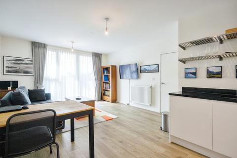 1 bedroom flat to rent, River Rise Close, London SE8
