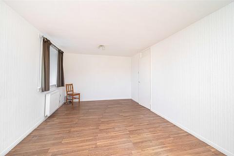 112 Forker Avenue, Rosyth, Dunfermline, KY11 2UG