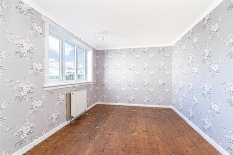 112 Forker Avenue, Rosyth, Dunfermline, KY11 2UG