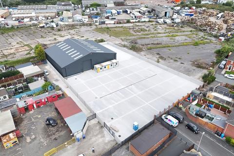 Warehouse to rent, 365 Hale Rd Widnes WA8 8TR