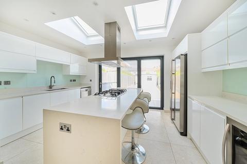 77 Bempton Drive, Ruislip, HA4 9DB