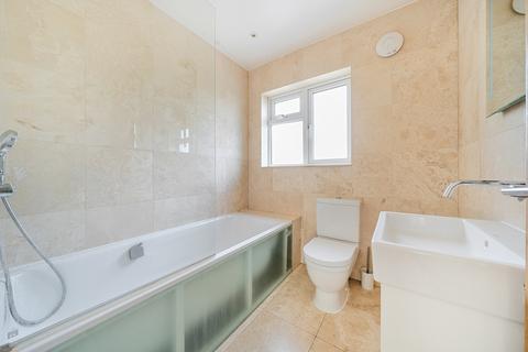 77 Bempton Drive, Ruislip, HA4 9DB