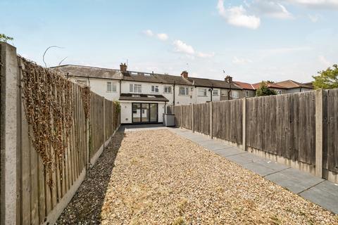 77 Bempton Drive, Ruislip, HA4 9DB
