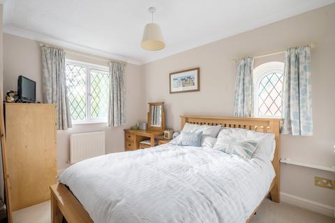 undefined, Thornleas Place, East Horsley, KT24