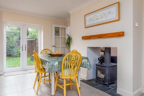 62 Arden Road, Henley-in-arden, B95 5LH