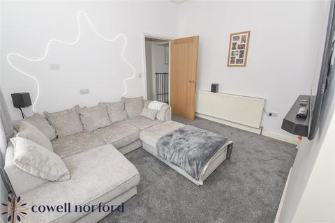 242 Denton Lane, Chadderton, Oldham, OL9 8PE