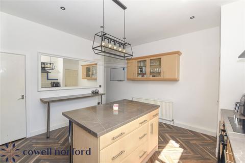 242 Denton Lane, Chadderton, Oldham, OL9 8PE
