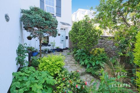 2 bedroom end of terrace house for sale, Torquay TQ2