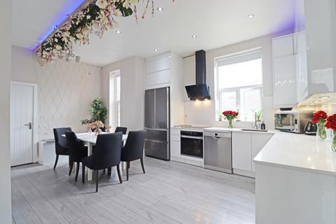 4 bedroom terraced house for sale, Croydon Road, Beckenham BR3