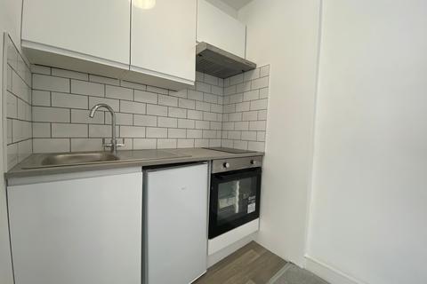 Studio to rent, Marine Parade, Brighton BN2
