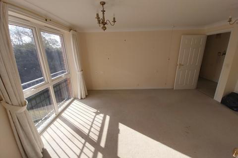 2 bedroom retirement property for sale, Edenbridge, Kent, TN8