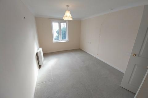 2 bedroom retirement property for sale, Edenbridge, Kent, TN8