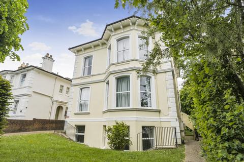 2 bedroom flat for sale, St. James Road, Tunbridge Wells, TN1