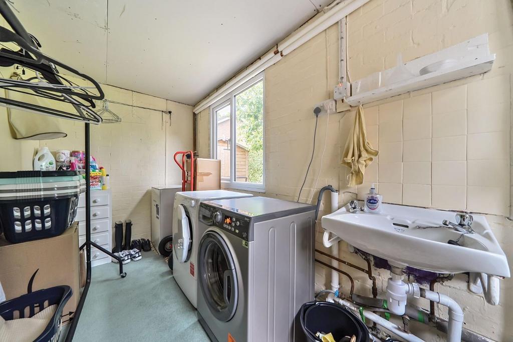 Utility Room.jpg