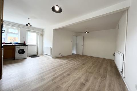1 bedroom flat to rent, London Road, PETERBOROUGH PE2