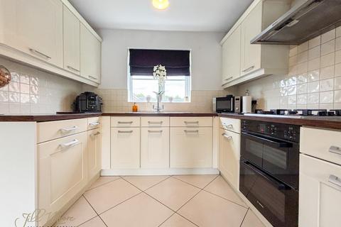6 bedroom semi-detached house for sale, Kingswood, Houghton-Le-Spring DH4