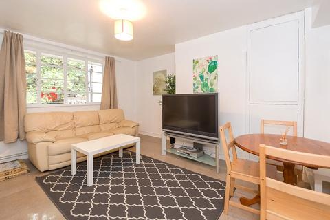 2 bedroom apartment for sale, Boswell Street, Holborn WC1N
