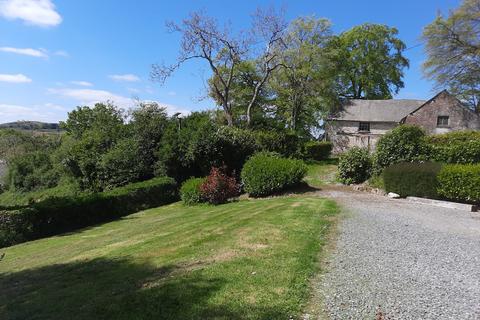 4 bedroom detached house to rent, Caio, Llanwrda, Carmarthenshire.