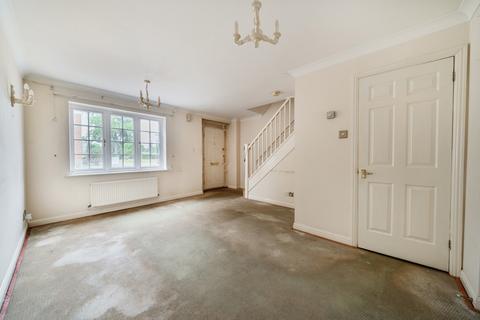 2 bedroom end of terrace house for sale, Aspen Square, Weybridge, Surrey, KT13