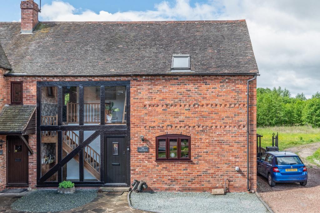 Icknield Street, Beoley, Redditch... 3 bed barn conversion - £550,000