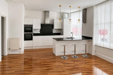 1 bedroom apartment to rent, High Street, London, SE25