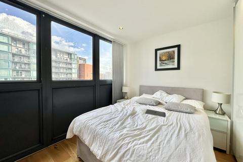 Studio for sale, Trident House, Station Road, Hayes