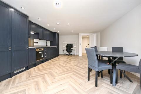 1 bedroom flat for sale, Burlington Place, Eastbourne