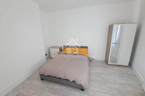 1 bedroom in a house share to rent, Room 1, 75 Church Street, Creswell