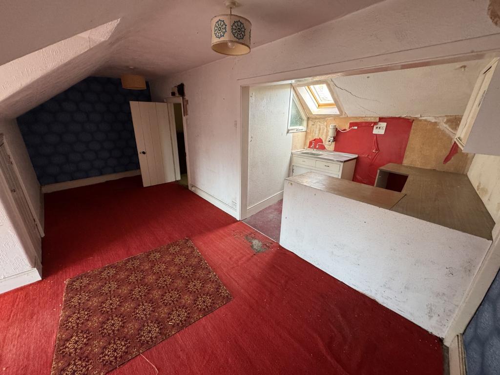 Lounge/Kitchen