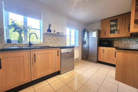 136 Battery Road, London, SE28 0JQ