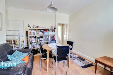 2 bedroom terraced house for sale, Dixon Street, Lincoln