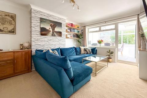 18 Malcolm Gardens, Polegate, BN26 6PN