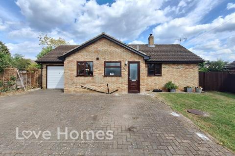 undefined, Woodmer Close, Shillington, SG5 3PA