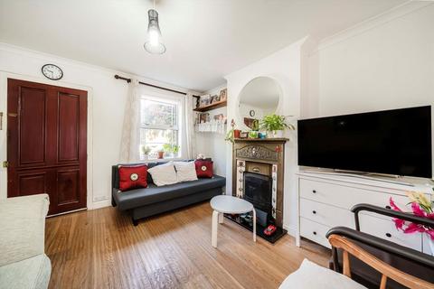 undefined, Staines Road, Twickenham TW2