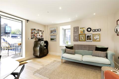 Flat 3, 7 Hermes Street, London, N1 9JD