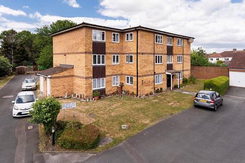 120 Fox Hollow Drive, Bexleyheath, DA7 4UR