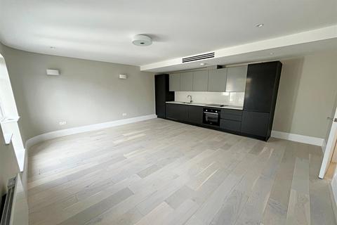 2 bedroom flat to rent, Bournemouth