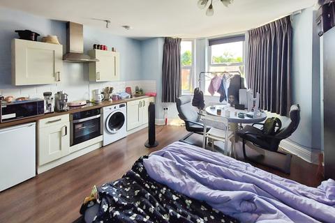 undefined, Victoria Crescent, Eccles, M30