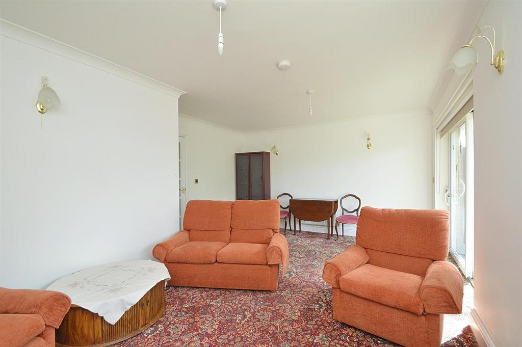 Resized Lounge3.jpg