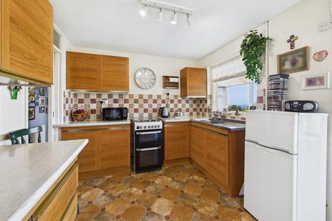 69 Channel View, Ilfracombe, EX34 9PU