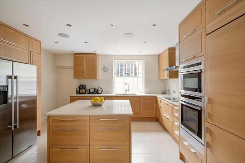 4 bedroom detached house for sale, Denbigh Terrace, London, W11