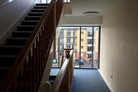 2 bedroom apartment to rent, Hollin Bank Court, Blackburn, Lancashire, BB2