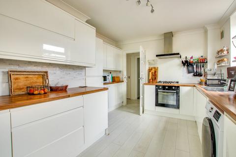 3 bedroom bungalow for sale, Arran Way, Walkford, Christchurch, BH23